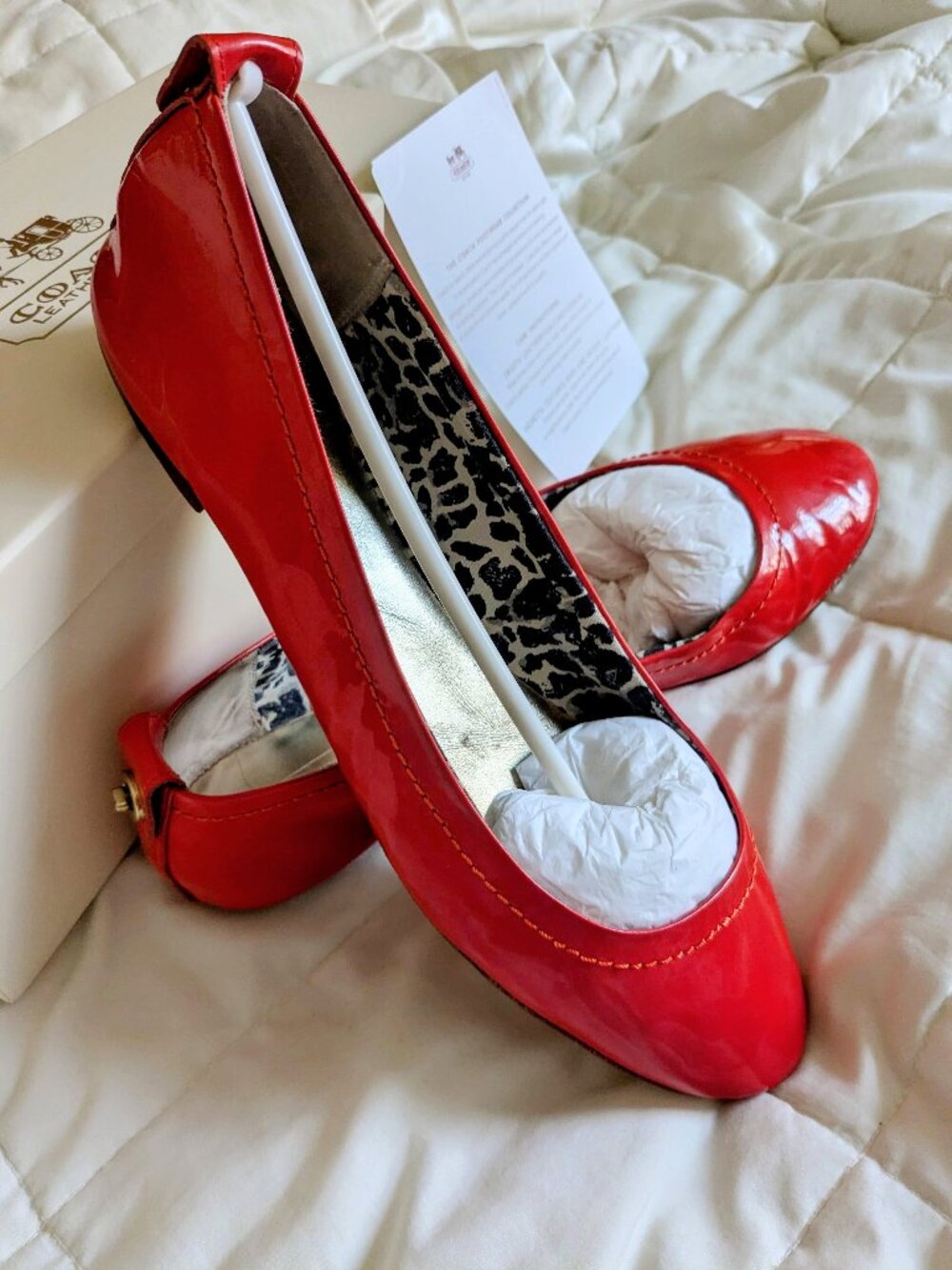 Coach Anora Patent Leather Ballet Flats Shoes Carnelian Red Turnlock Heels 8.5